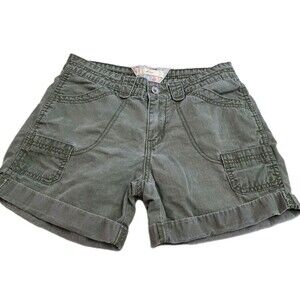 Levi's Shorts Green Khaki Jean Shorts Women's Size 6. Cuffed Hem.  Cute Unique